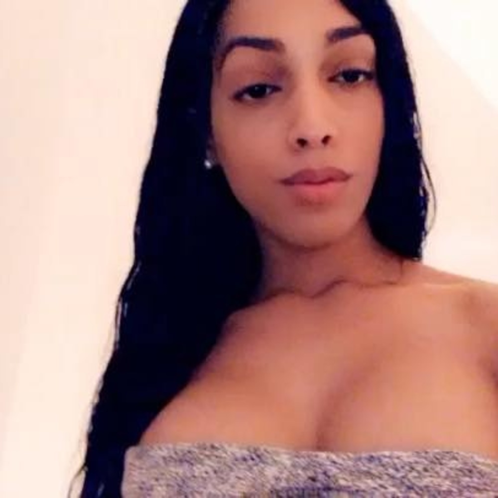 Meet your Posher, Smokahontas